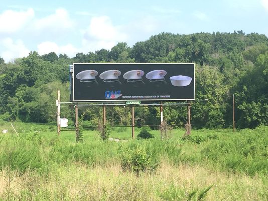 Billboards honor servicemen killed in Chatanooga Tennessee